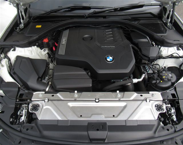 G20 320i Saloon RHD TU