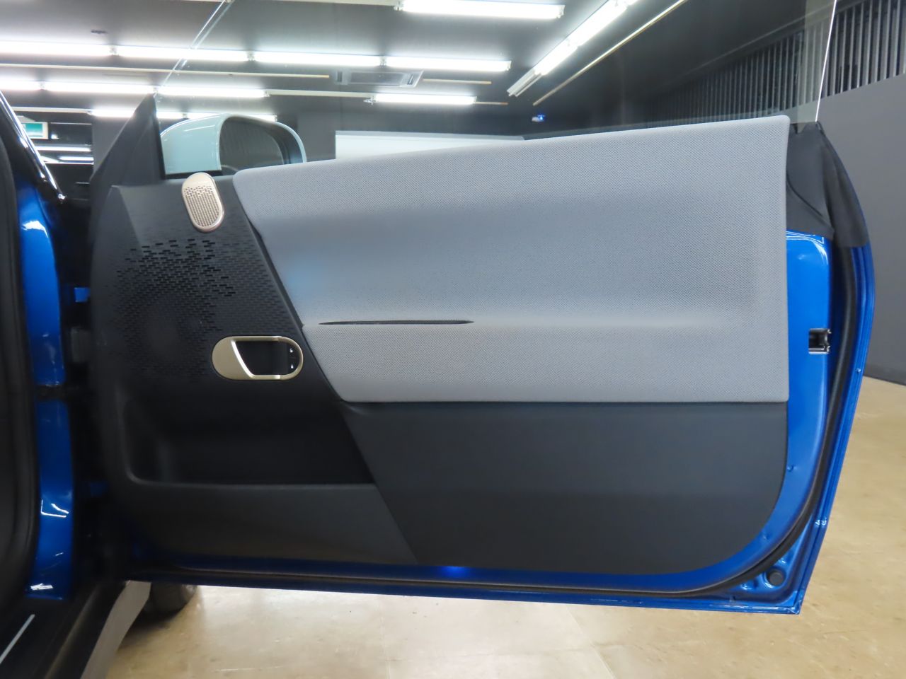 J01 MINI Cooper SE
