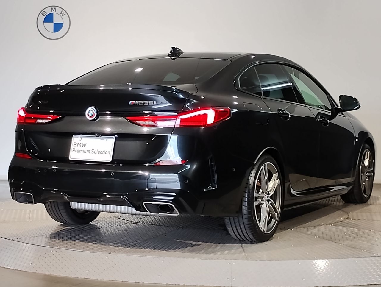 F4* **35i xDrive **** ***** B48 2.0i