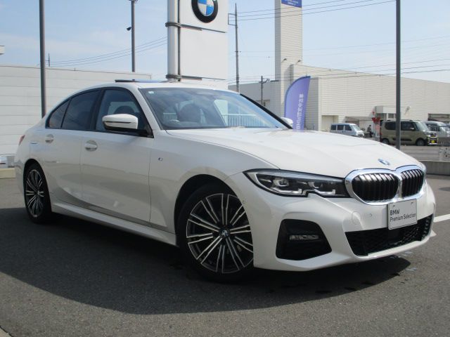 320i Sedan RHD
