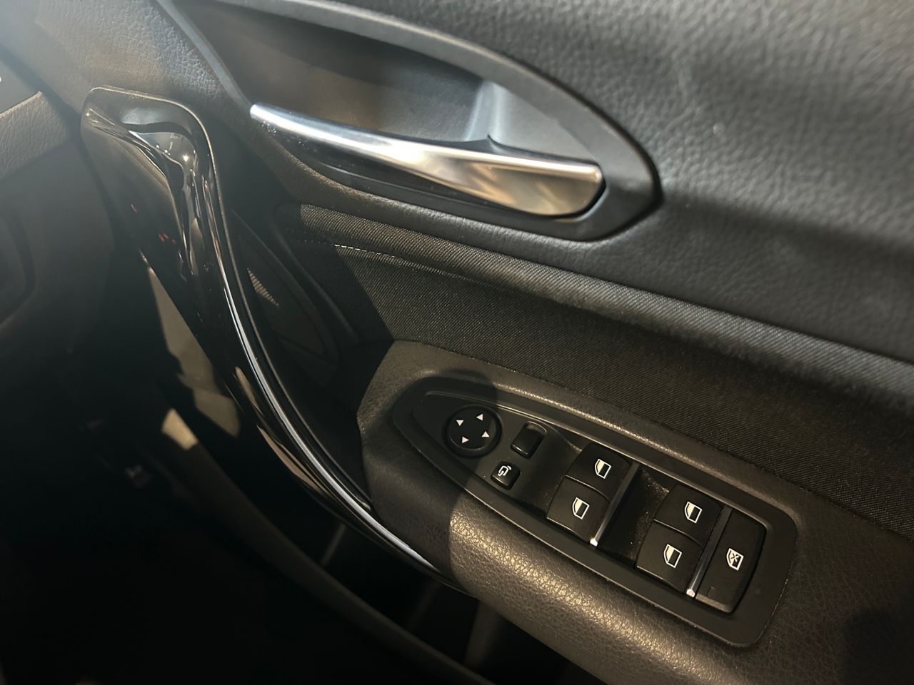 118 5DOOR RHD