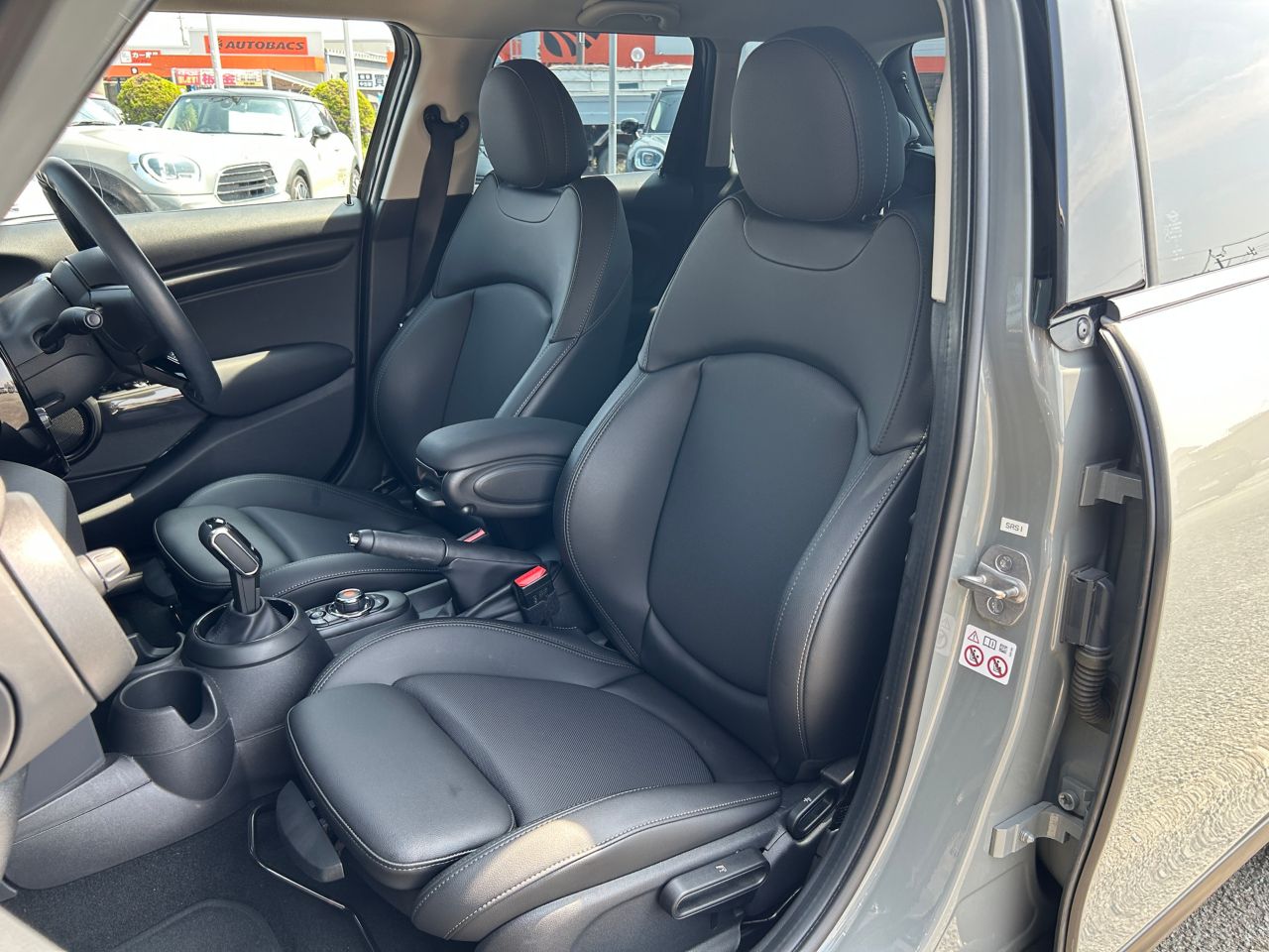 MINI F55 Cooper D 5dr Hatch LCI