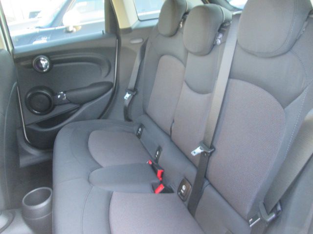 F55 MINI Cooper 5-Door Hatch LCI