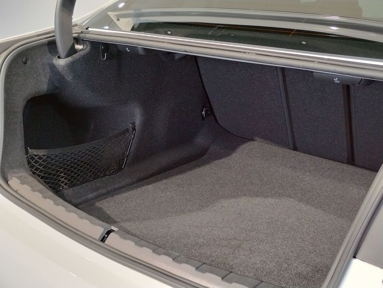 G20 320i Saloon RHD MX