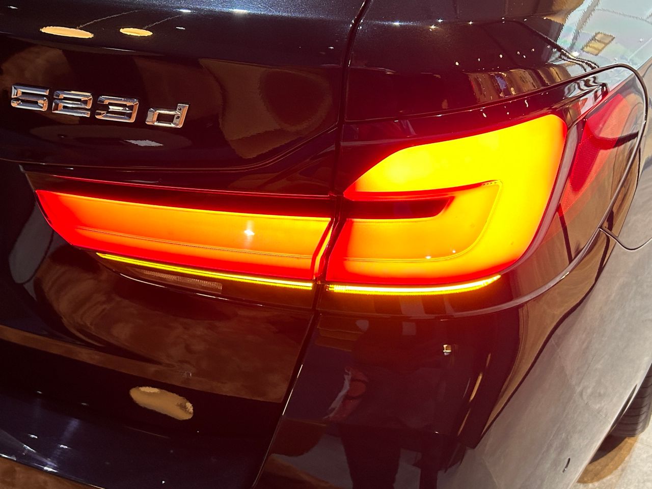 520d xDrive Touring RHD