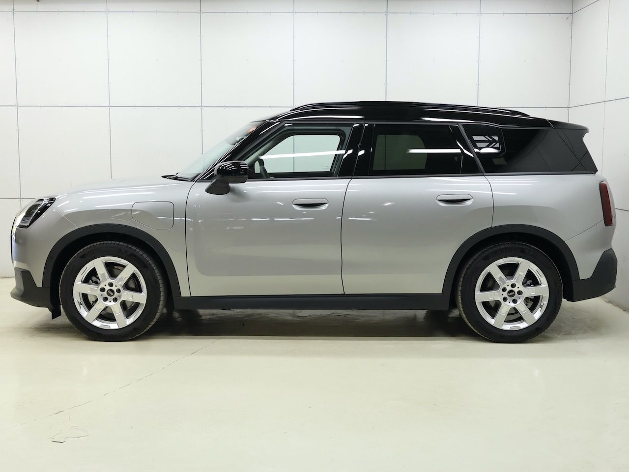 U25 MINI Countryman E