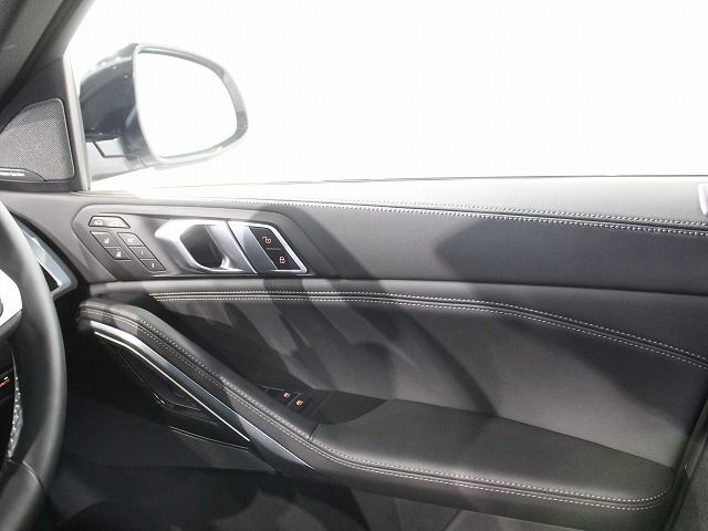 X6 xDrive30d M Sport RHD