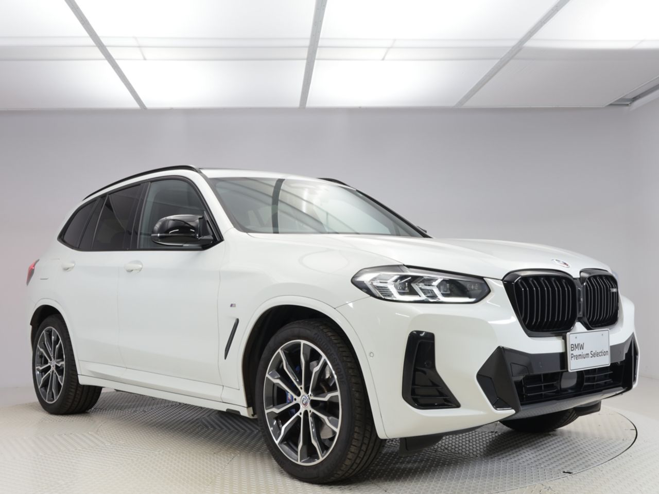 G01 X3 M40d RHD LCI ZA