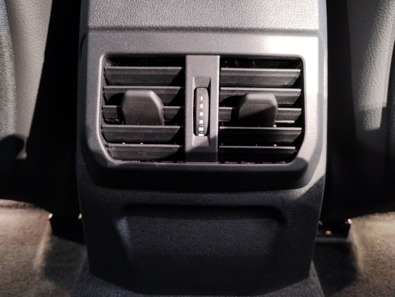 F40 118d Sports Hatch 5-door B47 2.0d