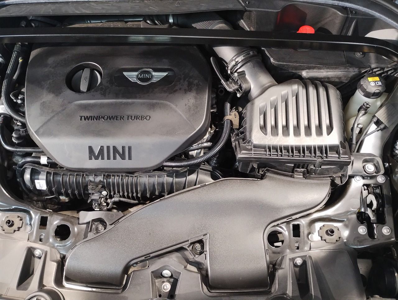 MINI CROSSOVER JCW