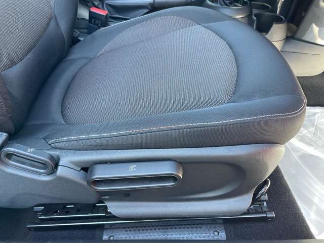 F56 MINI Cooper 3-Door Hatch LCI