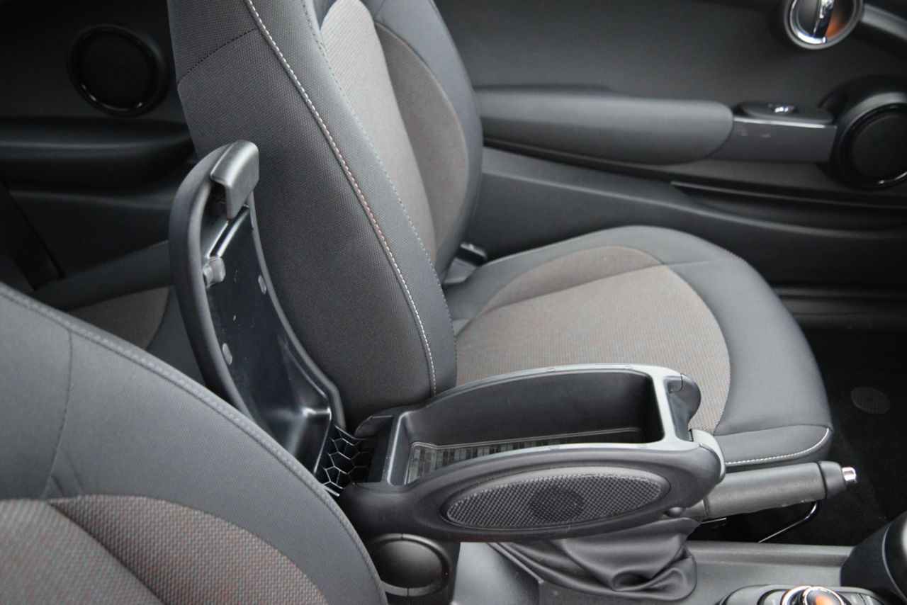 F56 MINI Cooper 3-Door Hatch LCI