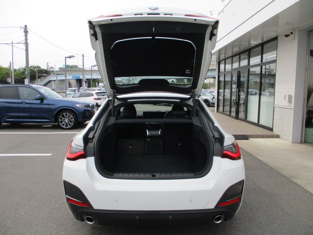 G26 420d xDrive Gran Coupe RHD