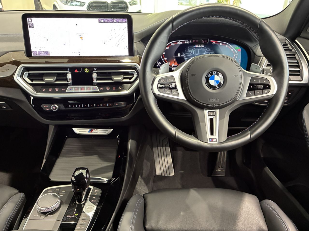 G01 X3 M40i RHD LCI ZA
