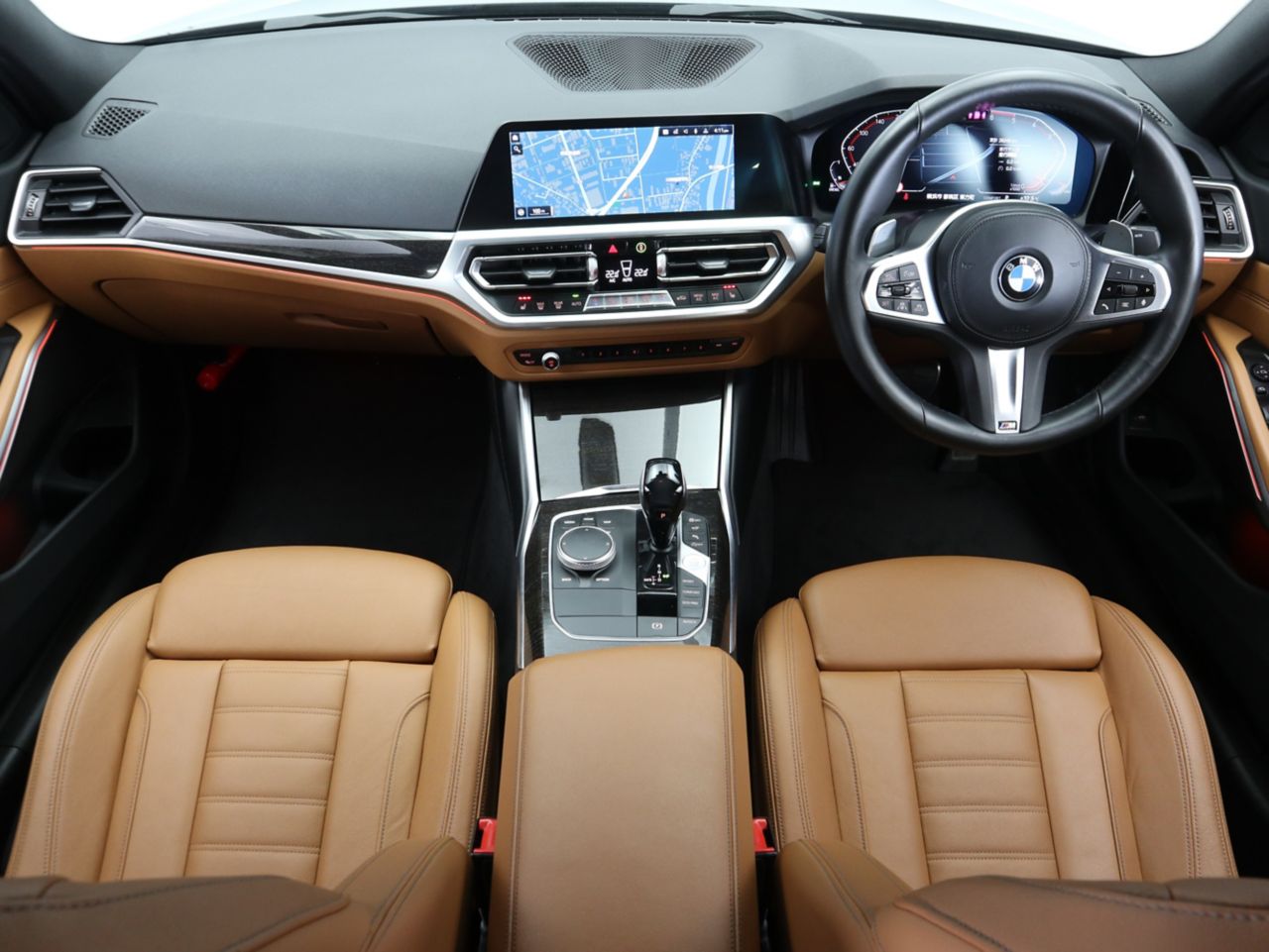 G20 320d xDrive RHD Saloon