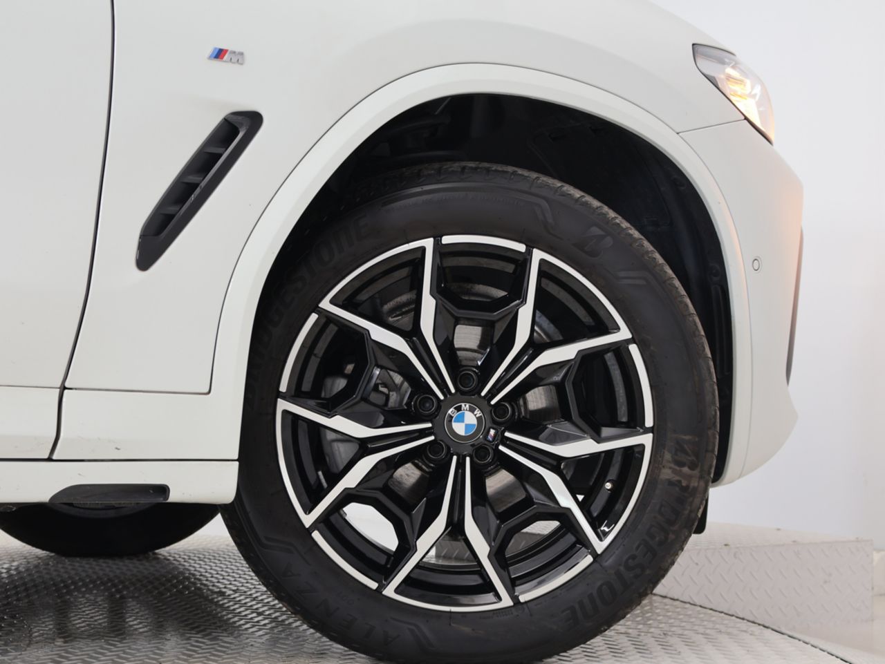 X4 xDrive20d RHD