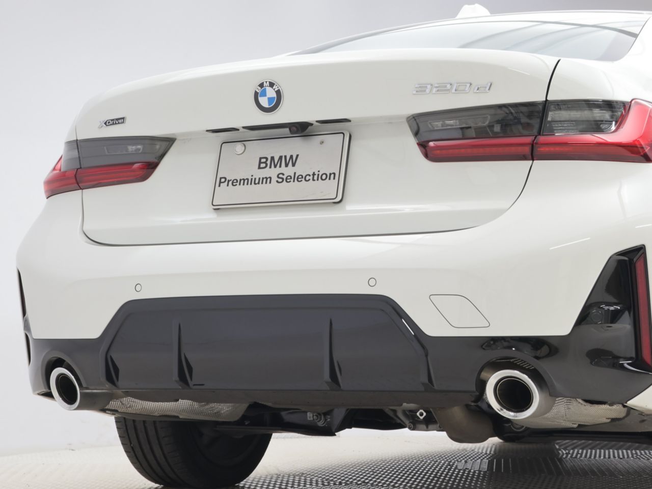 320d xDrive Berline RHD