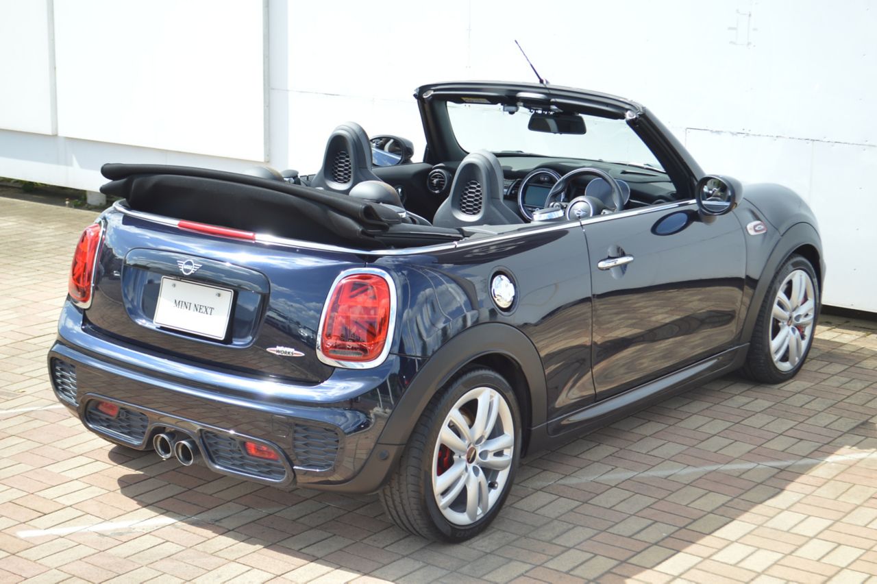 F57 MINI John Cooper Works Convertible LCI