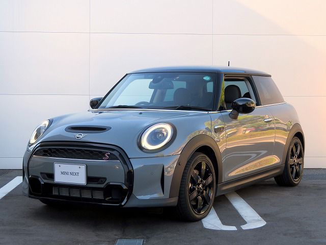 F56 CS