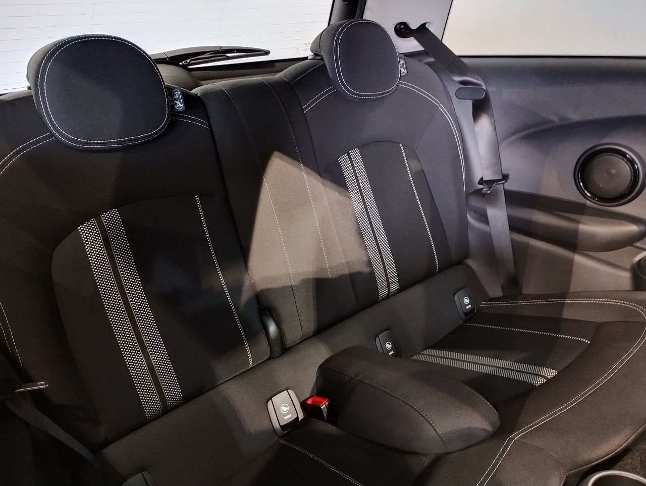 F56 COOPER S D(AT)