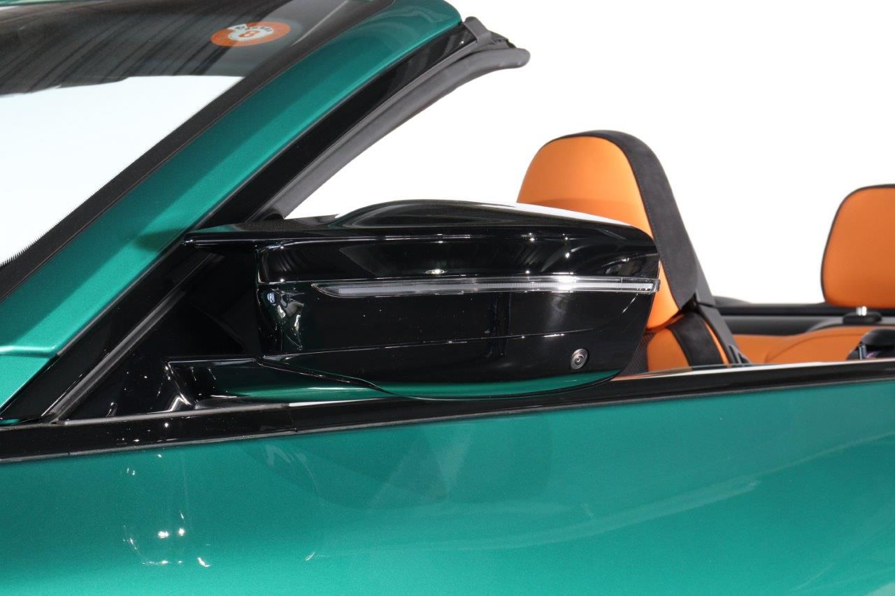 G*** M* C********** M x***** C********** RHD