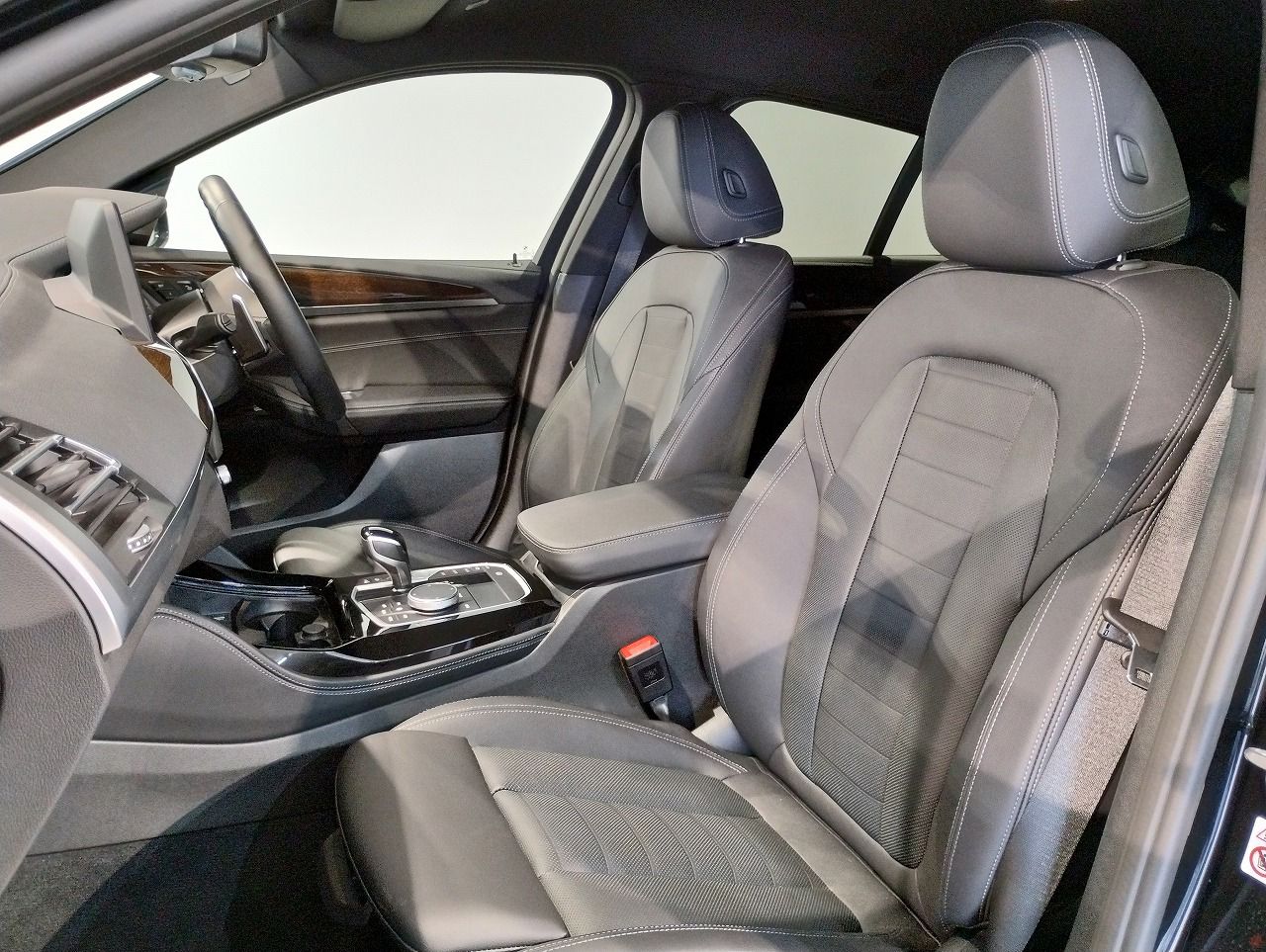 X4 xDrive20d RHD