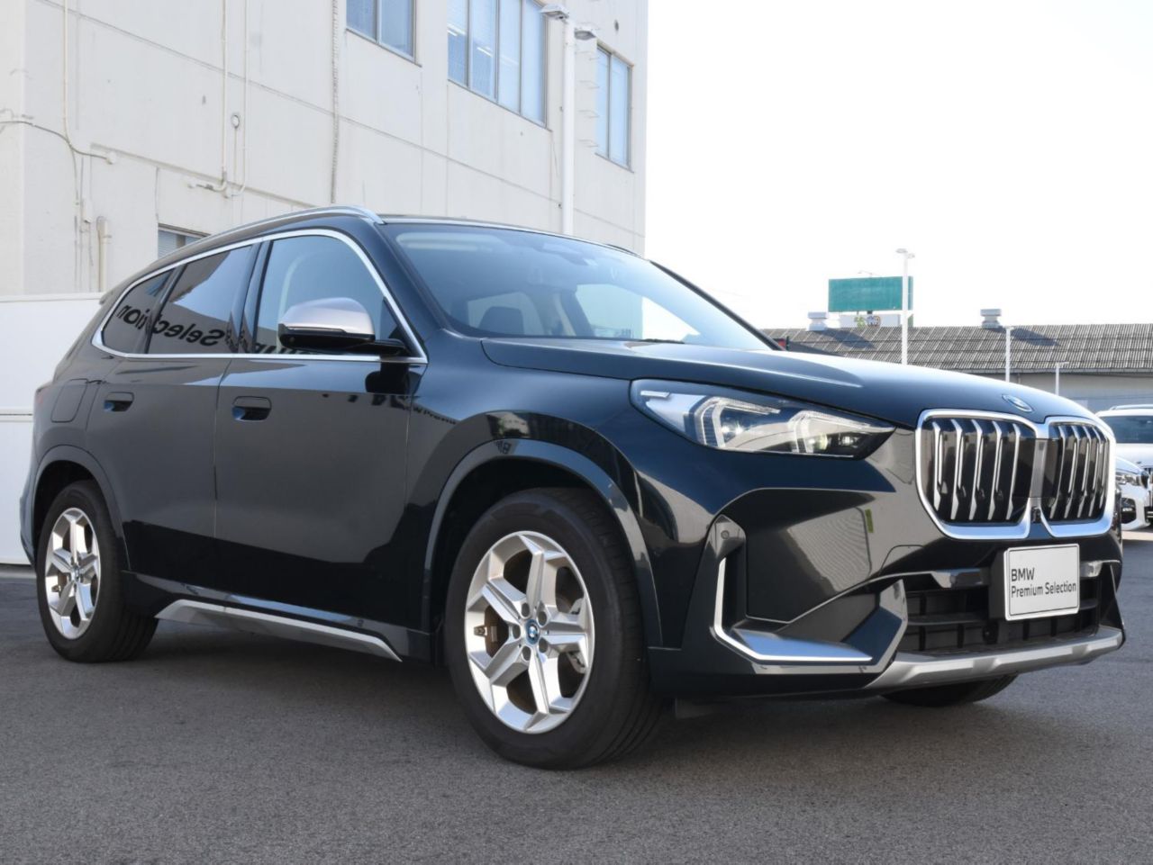 U11 iX1 xDrive30