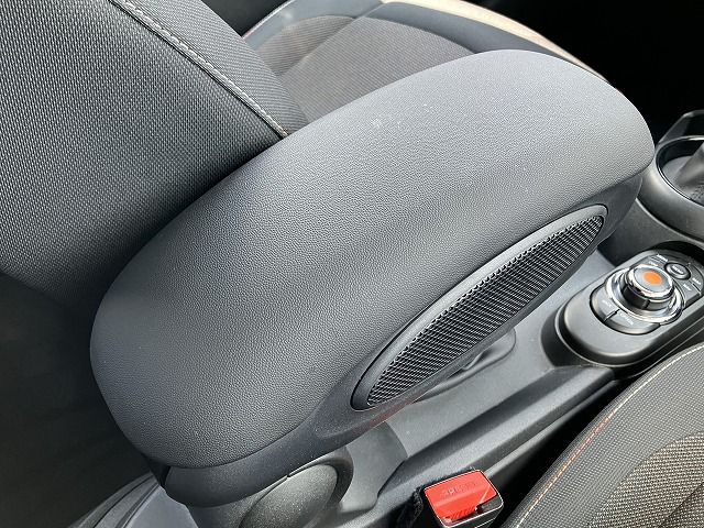 F55 MINI Cooper 5-Door Hatch LCI
