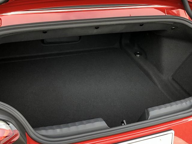 G29 z4 sDrive20i RHD
