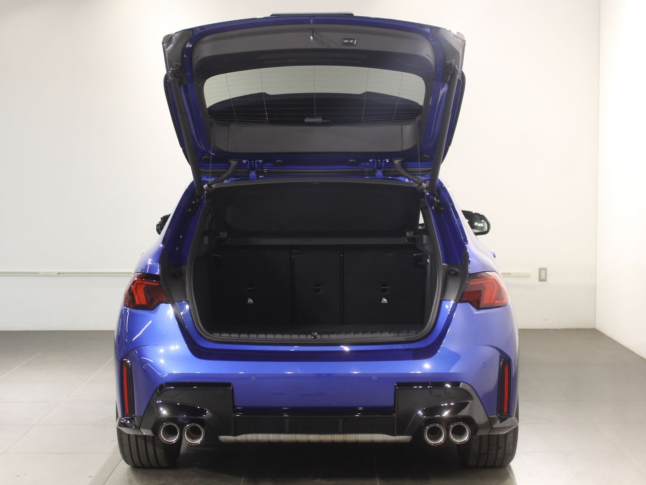 M135 xDrive Sports Hatch