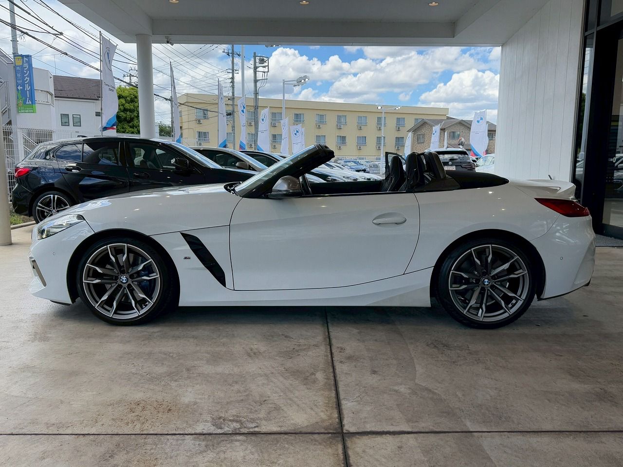 G29 Z4 M40i RHD