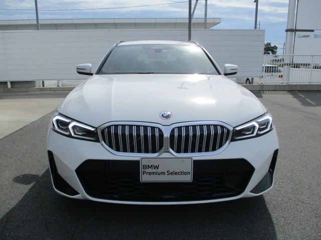 G21 320i Touring LCI RHD