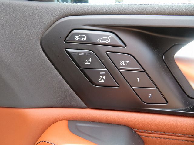 X6 xDrive30d M Sport RHD