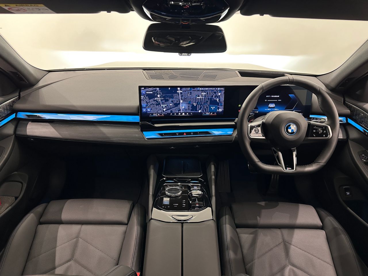 BMW i5 eDrive40 Sedan RHD
