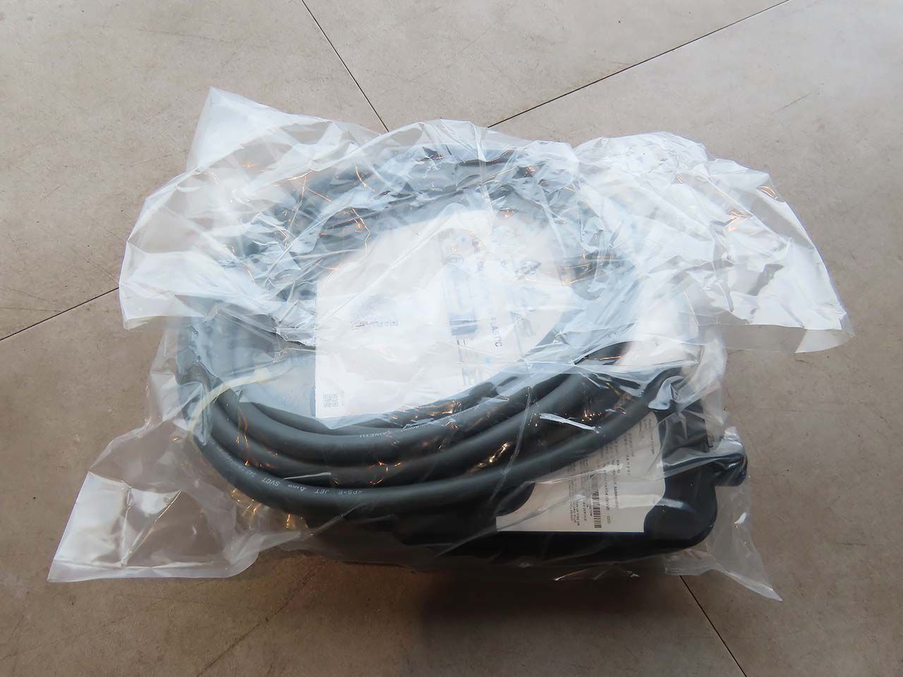 J01 MINI Cooper SE