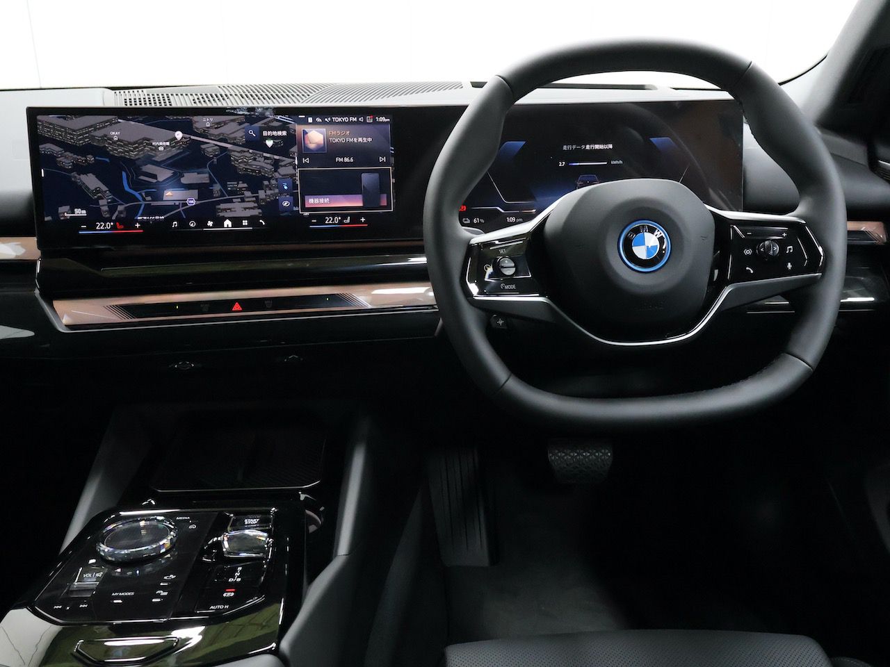 BMW i5 eDrive40 M Sport RHD
