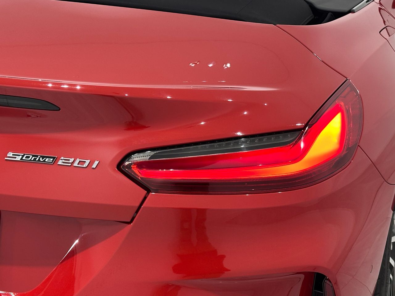 G29 z4 sDrive20i RHD