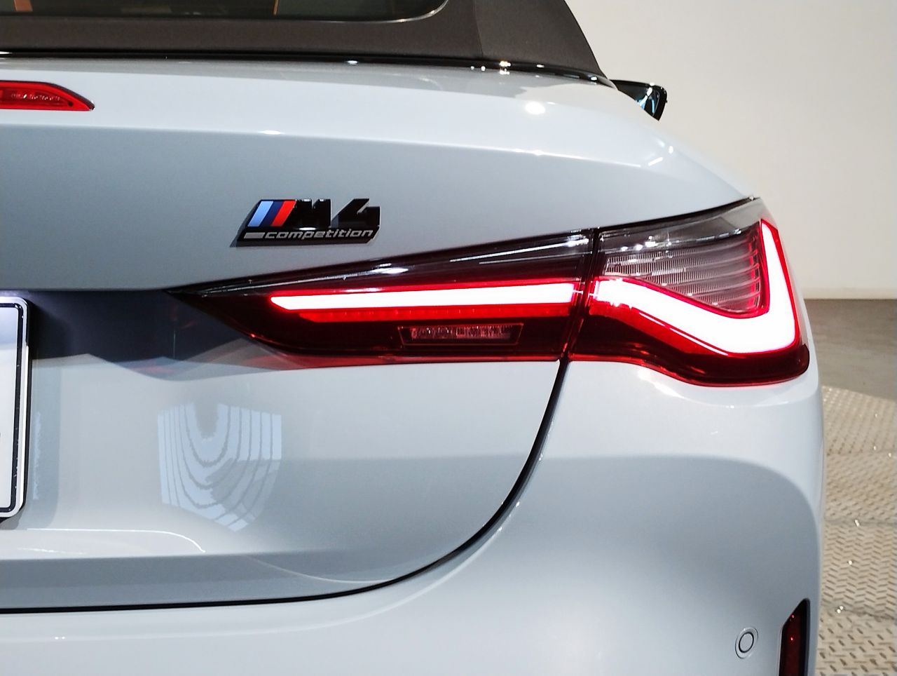 G83 M4 Competition M xDrive Competition RHD