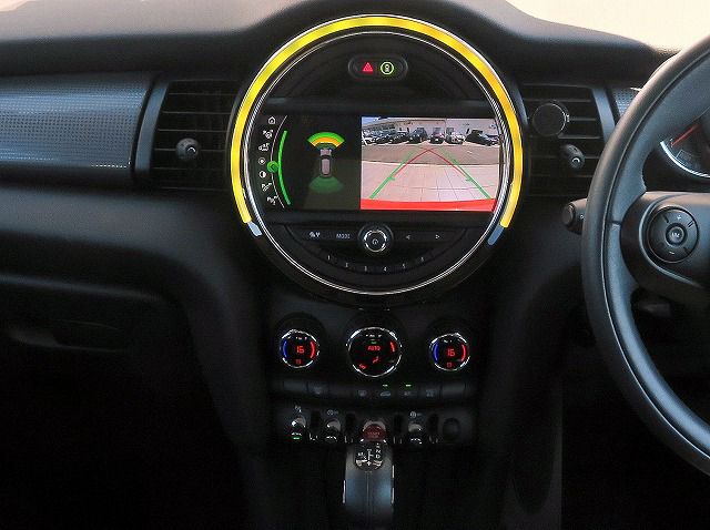 F55 COOPER D (AT)