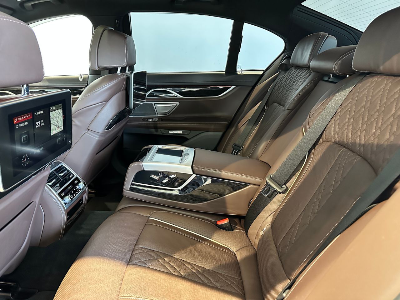 740D XDRIVE