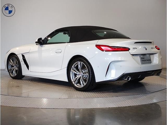 G29 z4 sDrive20i RHD