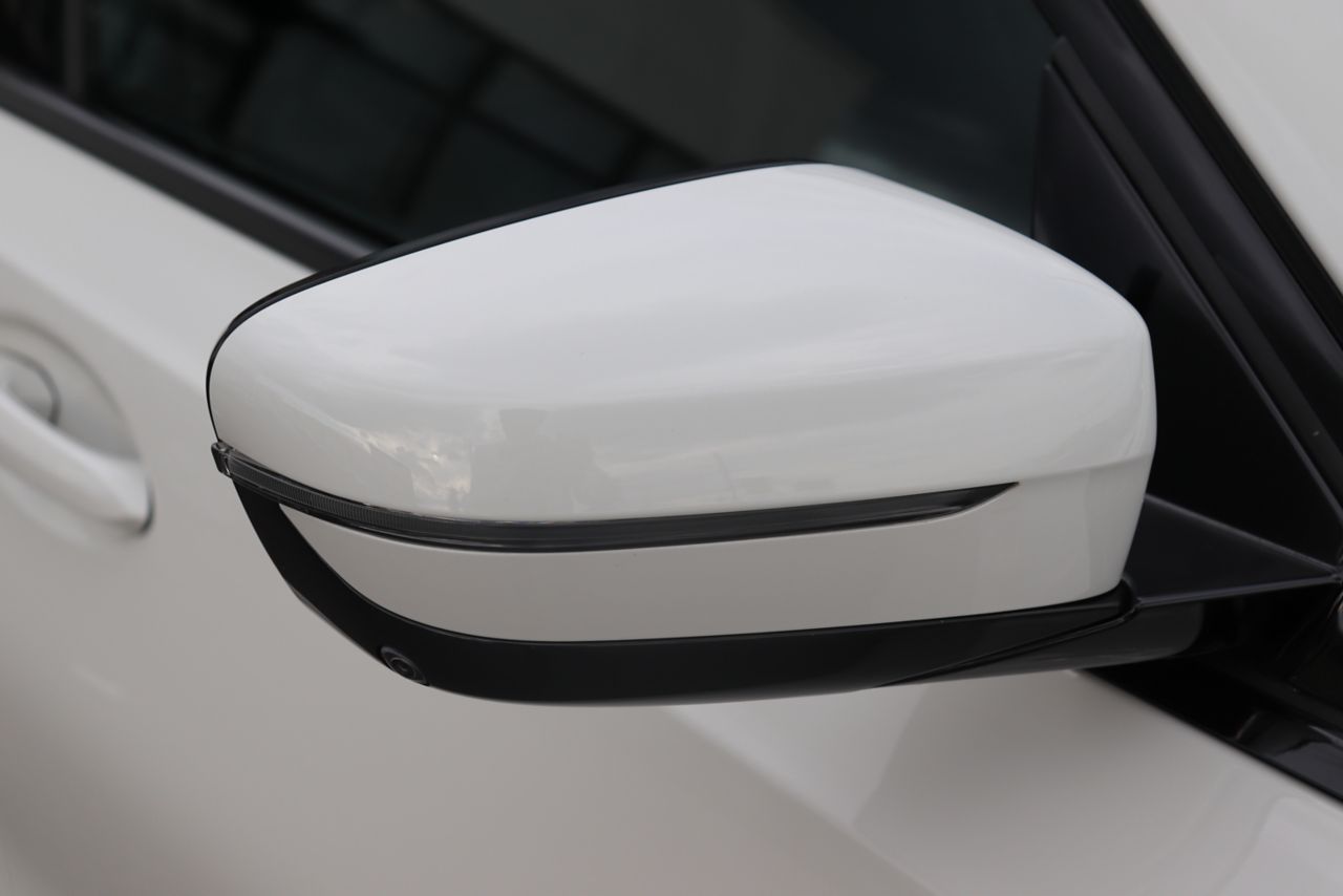 320d xDrive Berline RHD