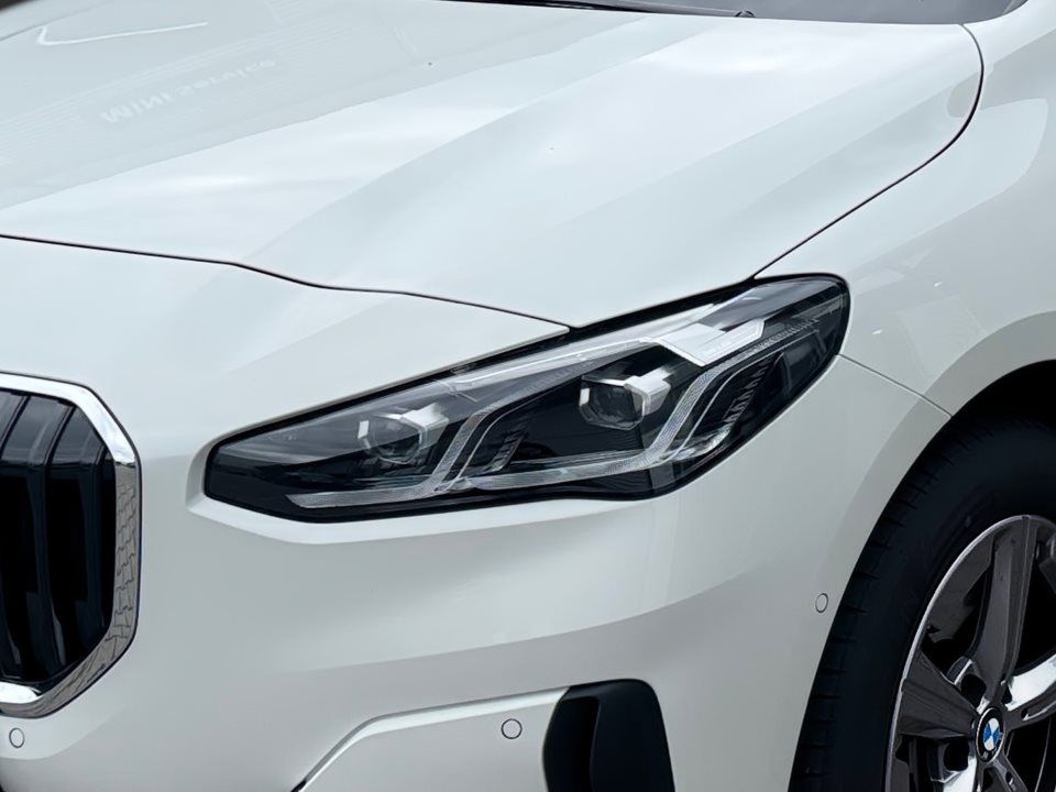 BMW 216