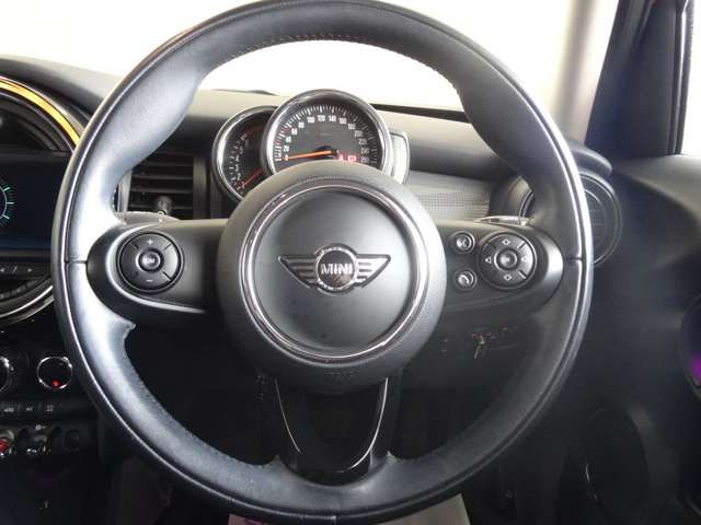 F55 MINI Cooper 5-Door Hatch LCI