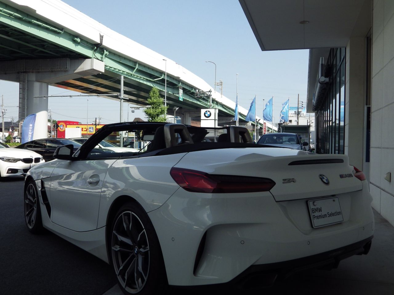 G29 Z4 M40i RHD
