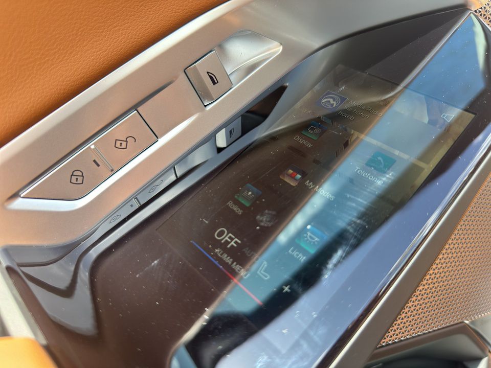 BMW 740