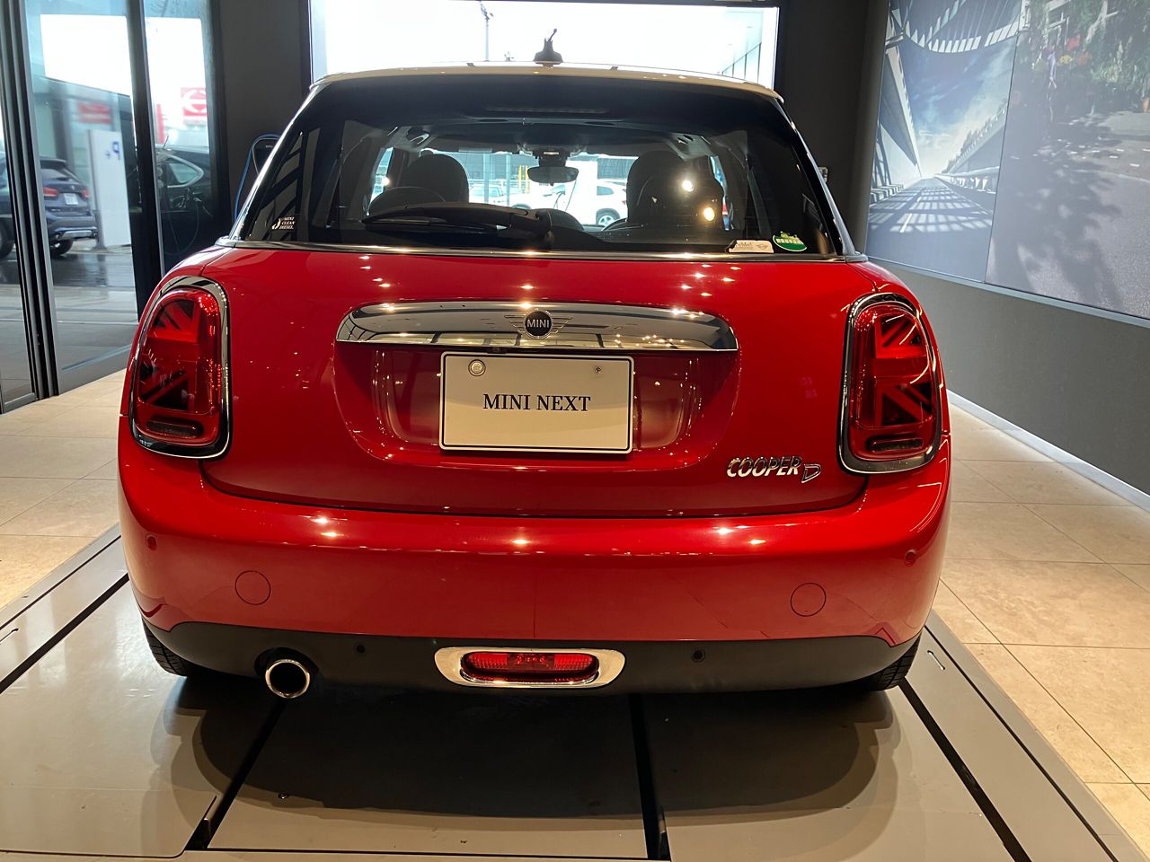 F55 COOPER D (AT)