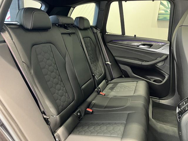 F97 X3 M RHD LCI