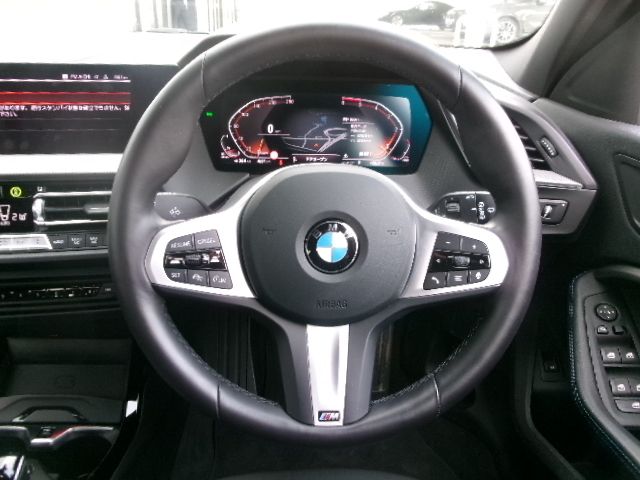 F40 118d Sports Hatch 5-door B47 2.0d