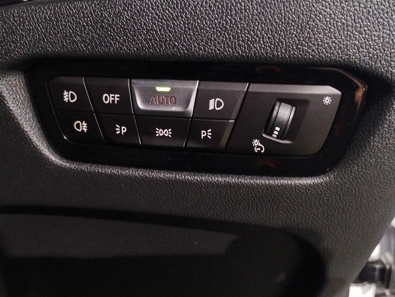 G21 318i Touring